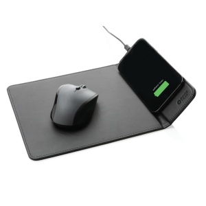 Tapis de souris en PU RCS avec chargeur 10W Swiss Peak 6