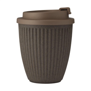 Tasse à café pour emporter, à double paroi, est fabriqué à partir de marc de café et de déchets de canne à sucre 3
