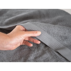 BARDEM L. Serviette de bain (500 g/m²) en coton (82%) et coton recyclé (18%) 13