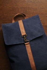 VINGA Sac à dos en toile recyclée GRS Bosler 33