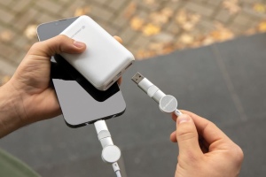Câble Oakland 6-in-1 à charge 45W en plastique recyclé RCS 21
