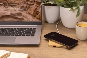Chargeur sans fil 10W et avec ports USB en bambou 7