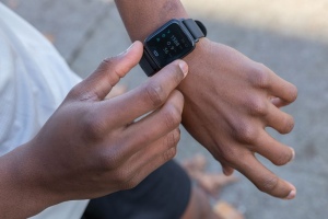 Montre connectée FIT en TPU recyclé RCS 11