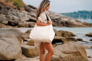 Grand sac tote en toile 240 g/m² recyclée non teintée Aware™ 13