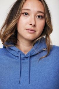 Sweat à capuche en coton recyclé et non teinté IQONIQ Torres 204