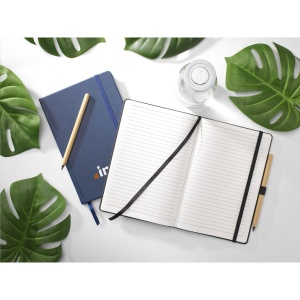Ce carnet au format A5 est fabriqué à partir de papier sans bois et contient environ 64 feuilles/128 pages de papier ligné de couleur crème (170 g/m²) 15