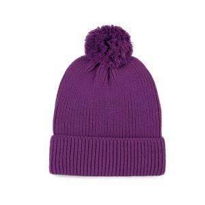 Bonnet avec pompon 4