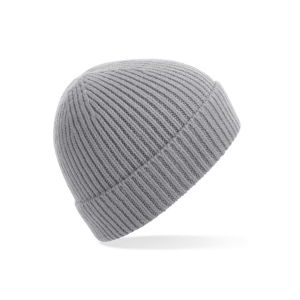 Bonnet en maille côtelée 8