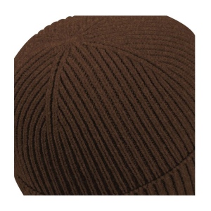 Bonnet avec empiècement pour marquage 9
