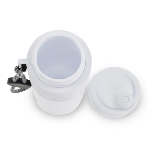 Bidon de sport avec bord et cordon 750ml 14