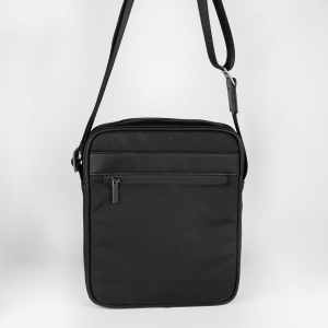 Sac reporter Bond Black 5
