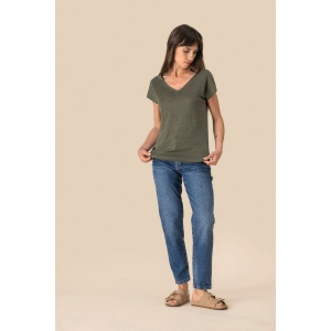 T-shirt col V en lin femme 7