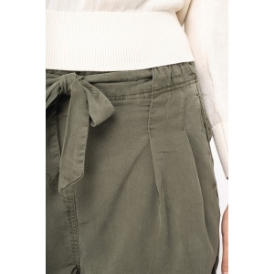 Short écoresponsable délavé en lyocell femme 7