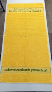 Serviette jacquard logo tissé sur liteau 2