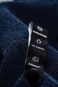 VINGA Serviette sèche active RPET GRS 16