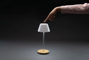 Lampe de table plastique RCS rechargeable par USB Pure Glow 9
