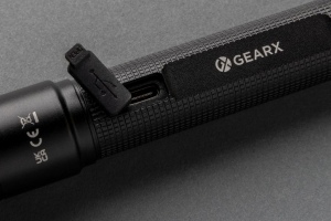 Lampe torche 3W rechargeable par USB en alu RCS Gear X 9