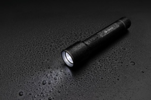 Lampe torche 10W rechargeable par USB en alu RCS Gear X 9