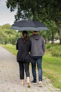 Parapluie extensible de 23 à 27 pouces Swiss Peak AWARE™ 9