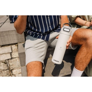 Bouteille d'eau de la marque Kambukka® en acier inoxydable 18/8 isolé sous vide 4