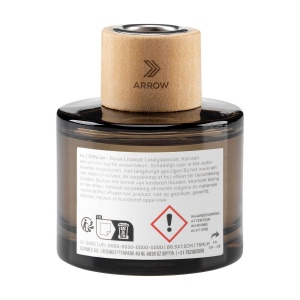 Un flacon de parfum en verre décoratif avec des accents en bois de la marque Wooosh 5