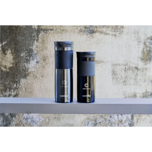 Thermos à double paroi en acier inoxydable avec un contenant avec une isolation parfaite, un large grip antidérapant en caoutchouc et un bec avec la technologie SNAPSEAL™ 6