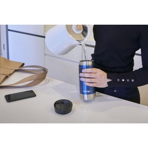 Thermos à double paroi en acier inoxydable avec un contenant avec une isolation parfaite, un large grip antidérapant en caoutchouc et un bec avec la technologie SNAPSEAL™ 25