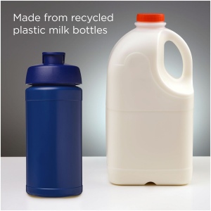 Bouteille de sport Baseline de 500 ml recyclée avec couvercle rabattable 54