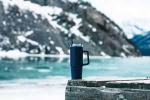 Mug 750ml avec poignée en plastique recyclé RCS Tana 12
