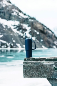 Mug 750ml avec poignée en plastique recyclé RCS Tana 13