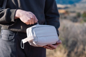 Trousse de toilette en rPET AWARE™ Armond 20