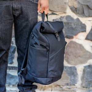 Sac à dos Coloma 28L rPET. Haut enroulable. Poche ordinateur 17" 15