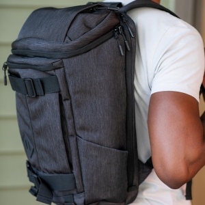 Sac à dos Paso 20L rPET. Boucles en bas Poche ordinateur 17" 17