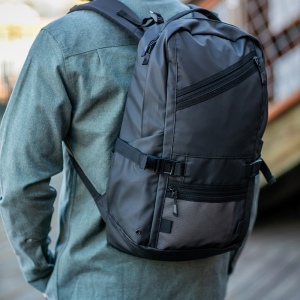 Sac à dos Rivin 18L rPET Réfléchissant Poche  ordinateur 17" 10