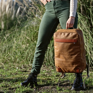 Sac à dos Vienna 23L rCoton 340 g/m² et rPU . Poche ordinateur 17" 38