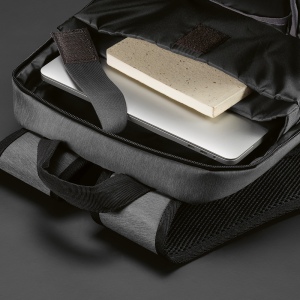 Sac à dos Madrid 22L rNylon et rPET. Poche ordinateur 17" 57