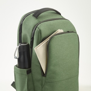 Sac à dos New York 20L rNylon et rPET. Poche ordinateur 17" 57