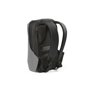 Sac à dos Abrantes 20L rPET. Fermeture TSA et tissu anti-coupures. 21
