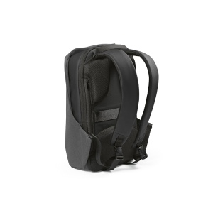 Sac à dos Abrantes 20L rPET. Fermeture TSA et tissu anti-coupures. 22