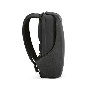 Sac à dos Abrantes 20L rPET. Fermeture TSA et tissu anti-coupures. 27