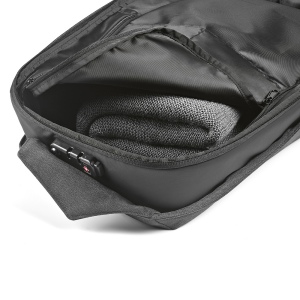 Sac à dos Abrantes 20L rPET. Fermeture TSA et tissu anti-coupures. 42