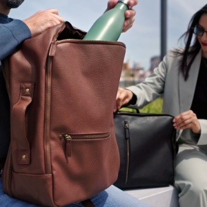 Sac à dos Paris 20L rCuir. Poche ordinateur 17" 21