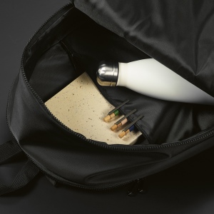Sac à dos Sydney 18L rPET. Réfléchissant. Poche ordinateur 17" 56