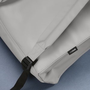 Sac à dos Edinburgh 22L rPU et rPET. Poche ordinateur 17" 33