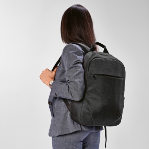 Sac à dos Vilnius 18L rPET. Poche avant. Poche ordinateur  17" 53