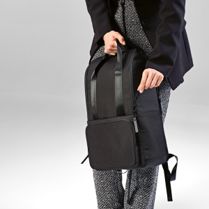 Sac à dos Bucharest 18L rPET. Poche avant Poche ordinateur 15,6" 33