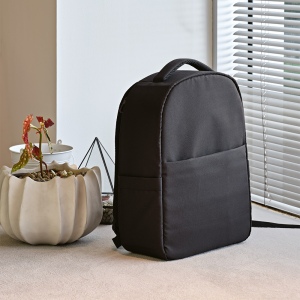 Sac à dos Budapest 16L rPET. Poche avant. Poche ordinateur 17" 23