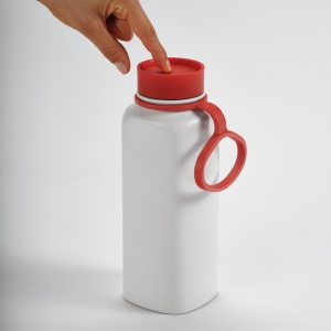Gourde Ural rInox 820ml. Double paroi, étanche. Bouchon 360° 39