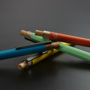 Stylo Tolkien en alu &amp; bambou, encre bleue 1km Dokumental® 118