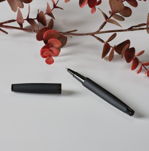Stylo Dreiser en inox recyclé, encre noire 1 km Dokumental® 9